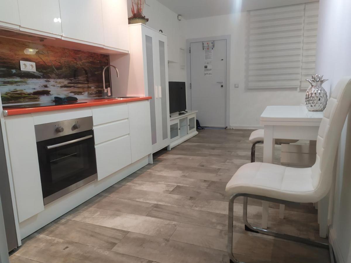 Carihuela Los Nidos Sun&Beach Lejlighed Torremolinos Eksteriør billede